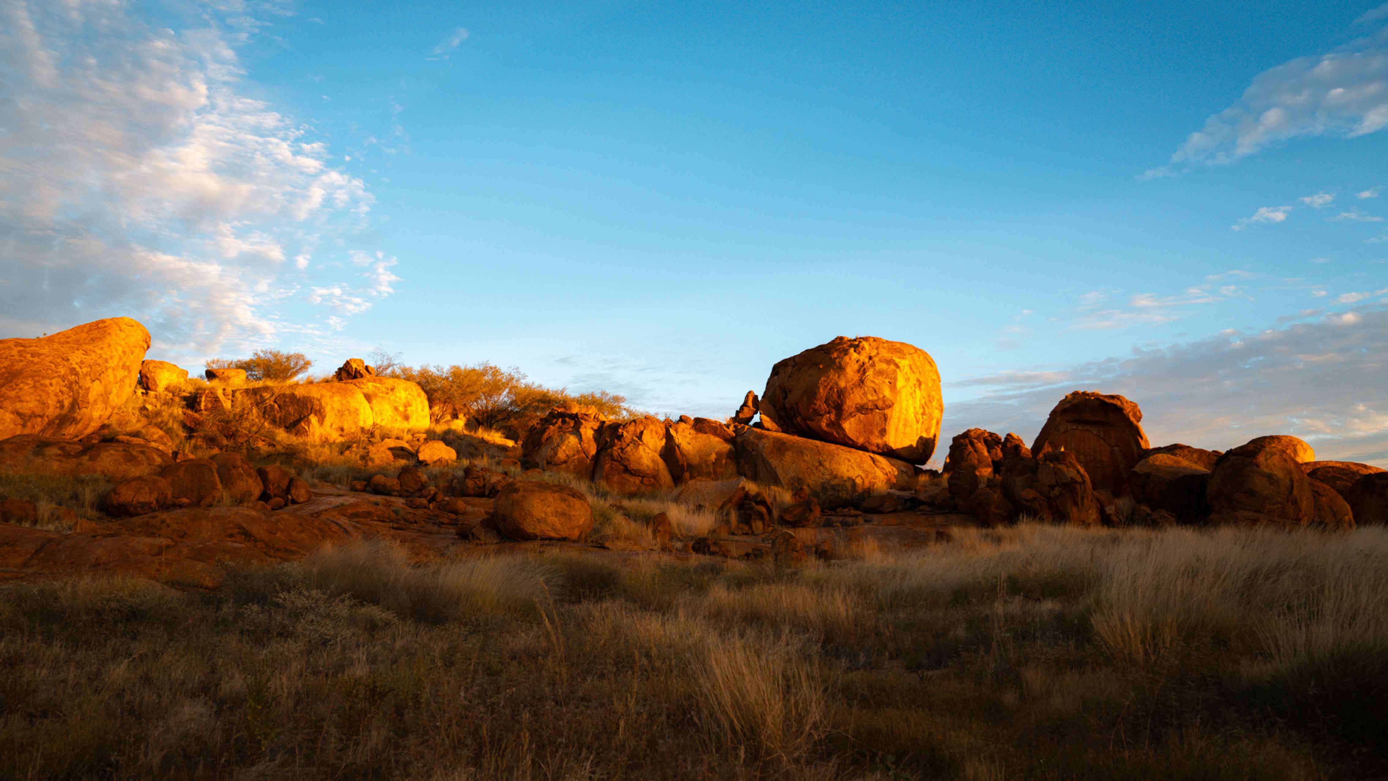 Scenic landscape of Devils Marbles