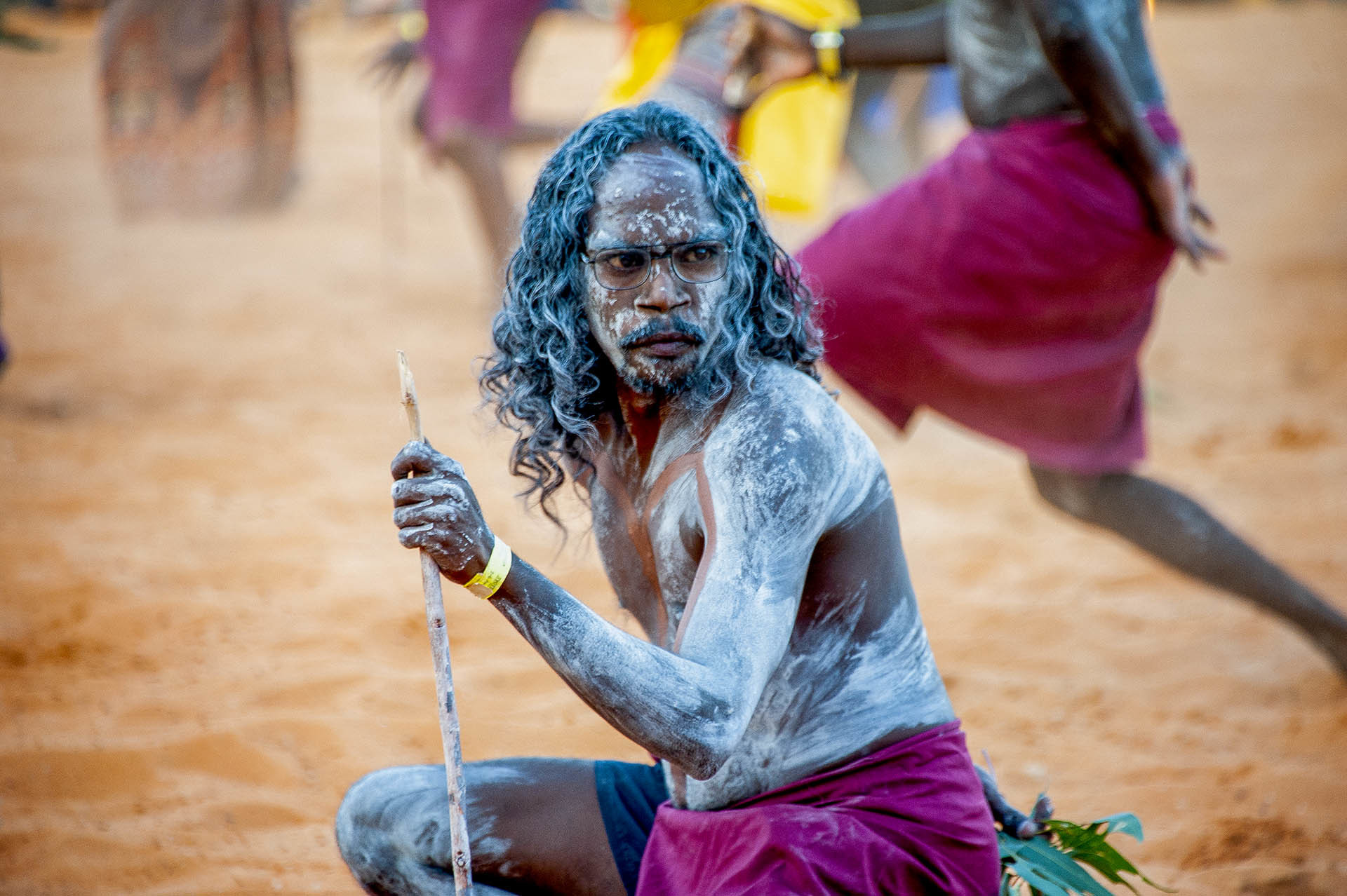 Man performing traditional aboriginal dance